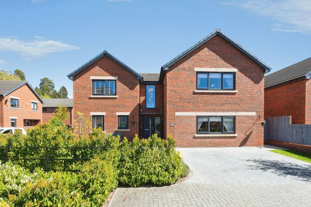 5-bed detached on Ravensgarth Drive, Darlington, DL3, £600,000