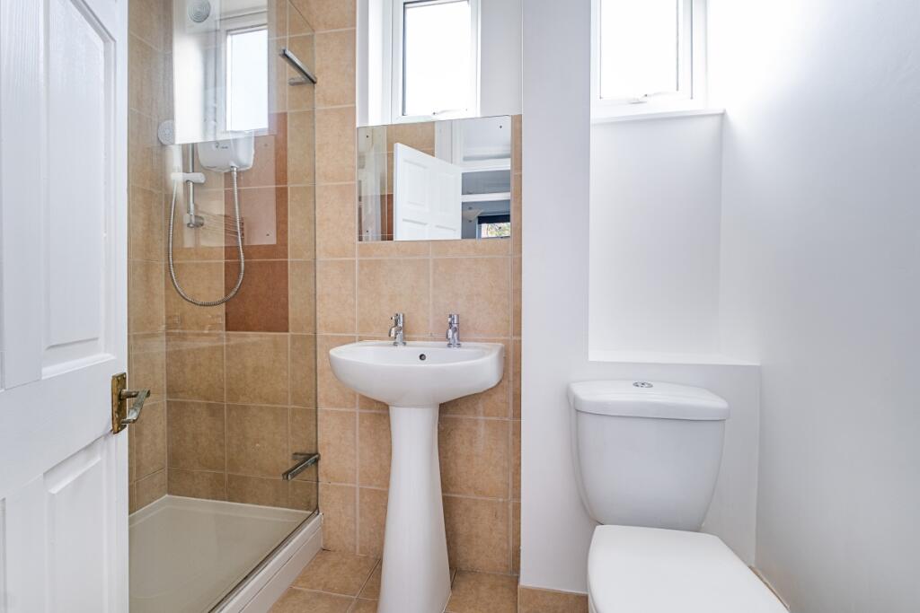 Apartment in London - View 5