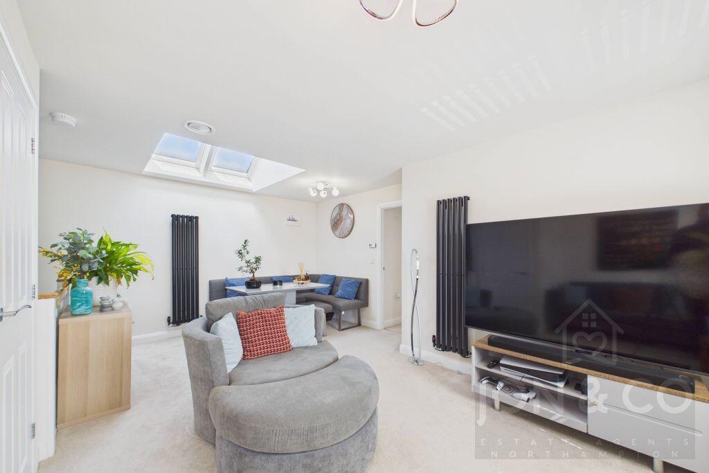 House in Overstone, Overstone Leys - View 3