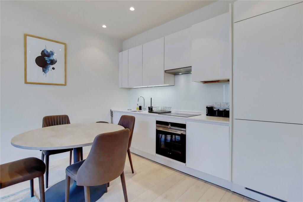 Apartment in London - View 2