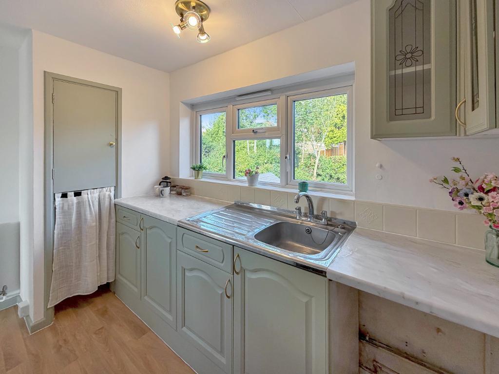 Apartment in London - View 4