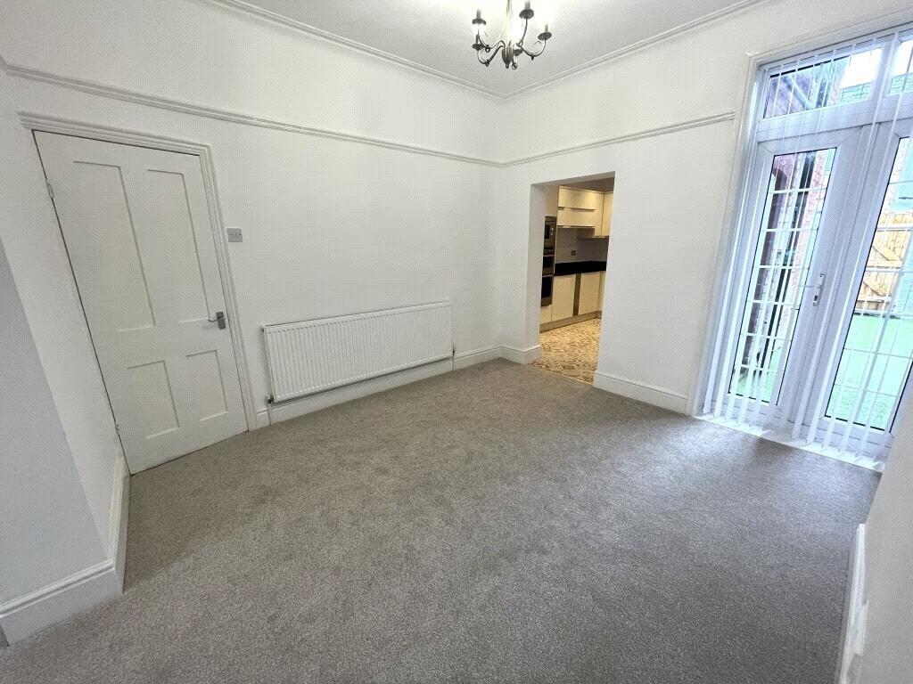 Royton Road, Liverpool, Merseyside, L22 photo 3
