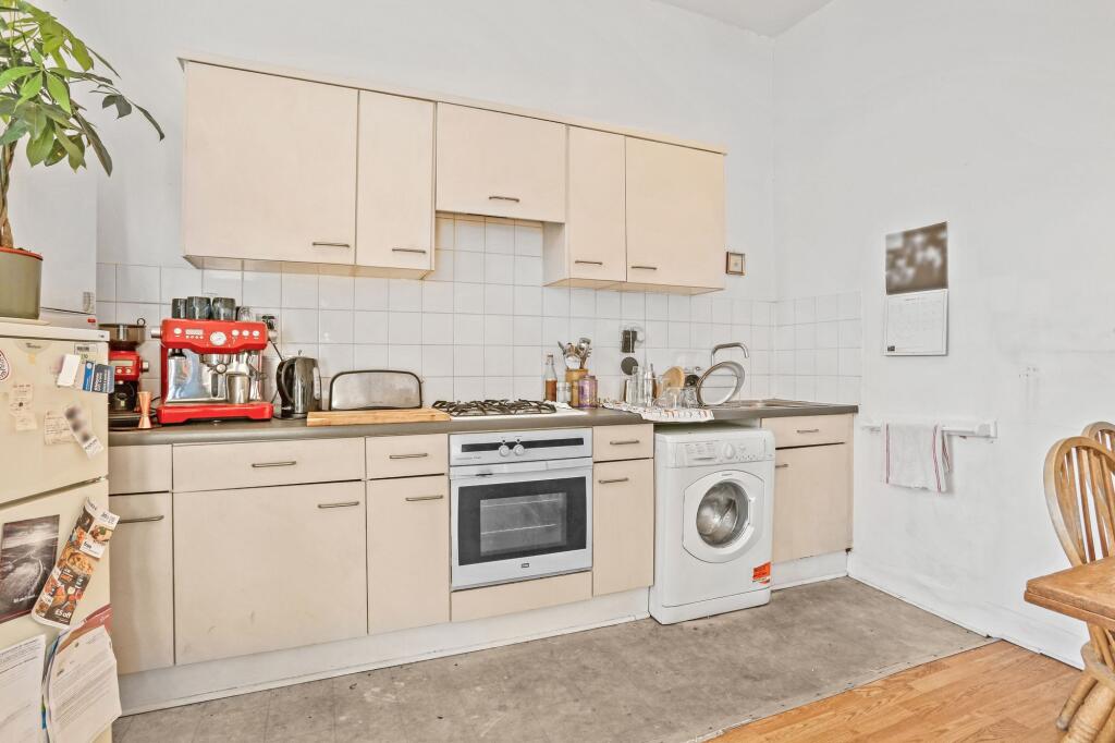Apartment in London, Shacklewell - View 4