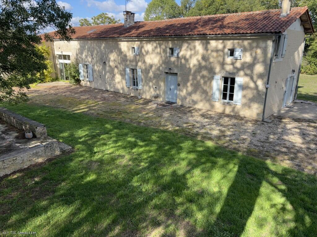 Main image of property: Aigre, Poitou-Charentes, 16240, France