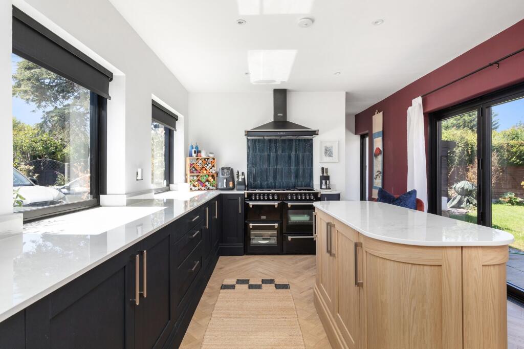House in Portsmouth - View 3