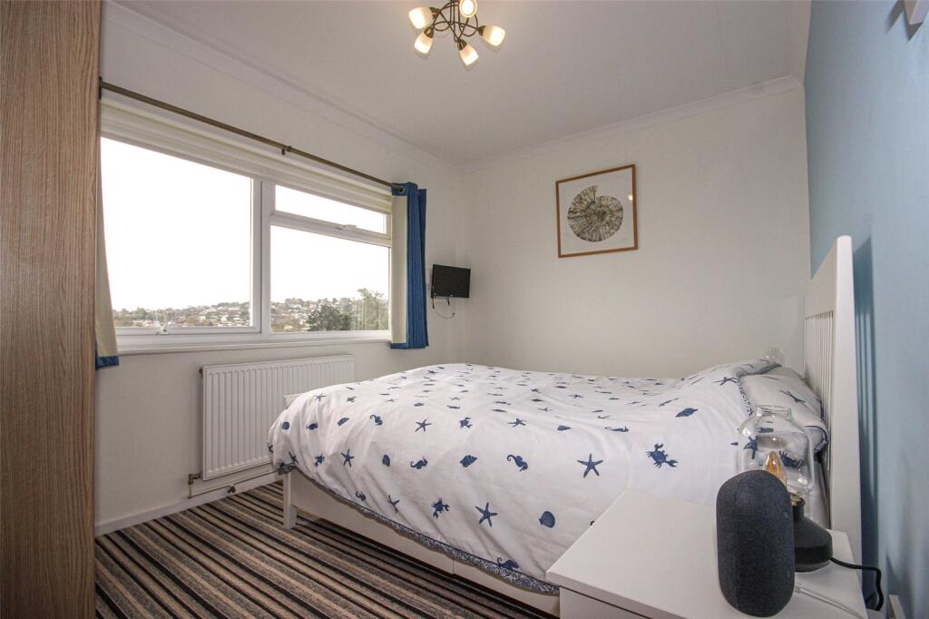 Apartment in Lyme Regis, Dorset - View 4