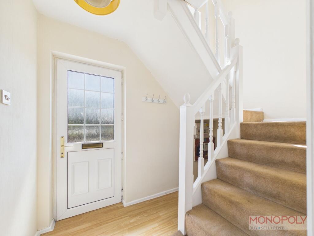 House in Cross Lanes, Sesswick - More