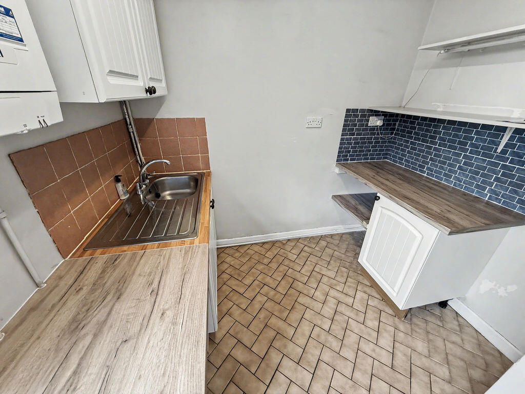 Ffynnon Court, Oswestry, Shropshire, SY11 2RH photo 3