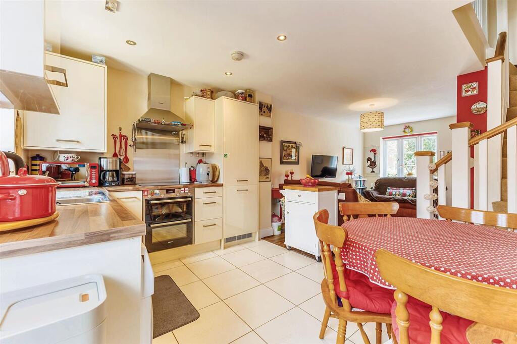 House in Stratford-on-Avon, Kineton - View 2