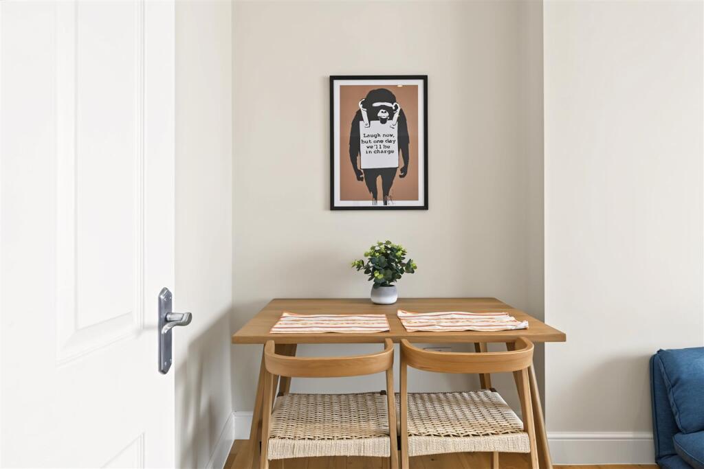 Apartment in St Albans, Townsend - View 5