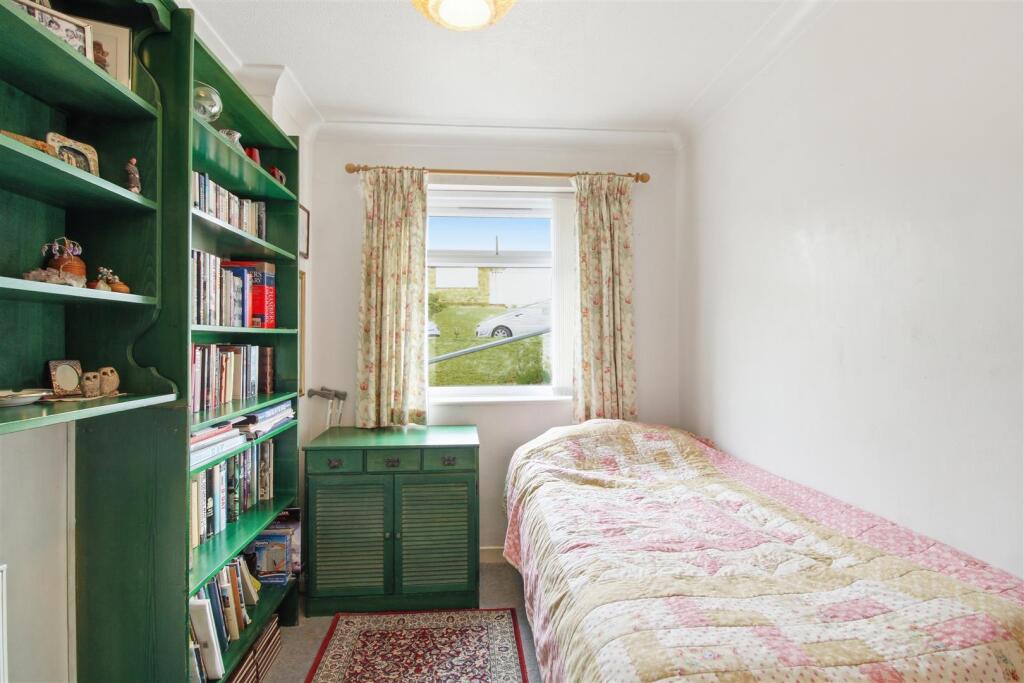 Valley Drive, Seaford - View 6