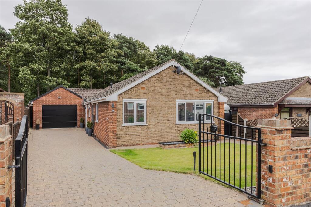 3-bed bungalow on Pine Tree Close, Broughton, £330,000
