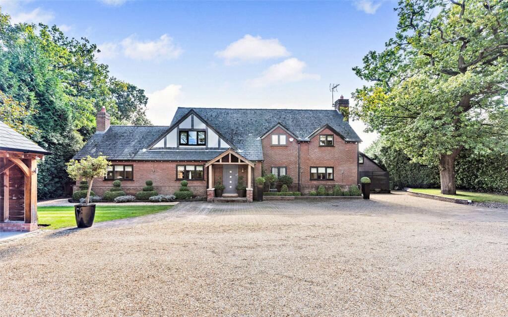 Main Road, Goostrey, Cheshire, CW4 photo 2