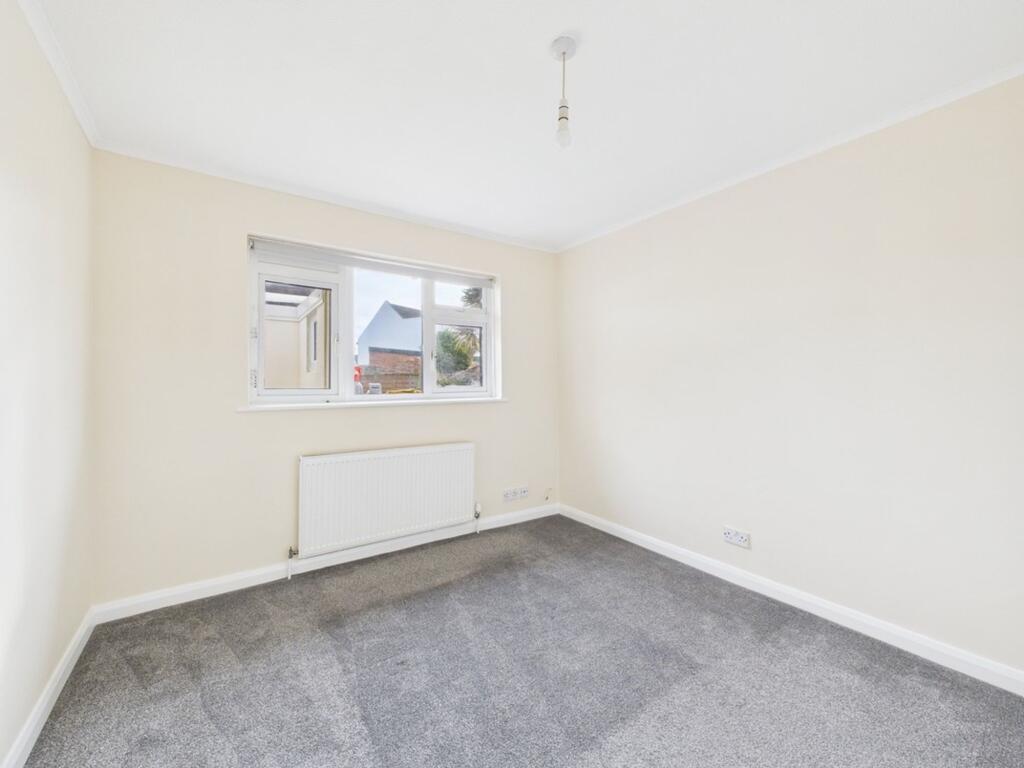 Park Crescent, Portslade, BN41 photo 5