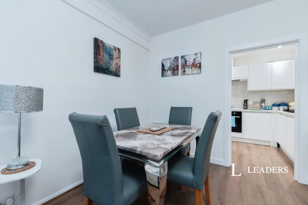Apartment in Bournemouth - More
