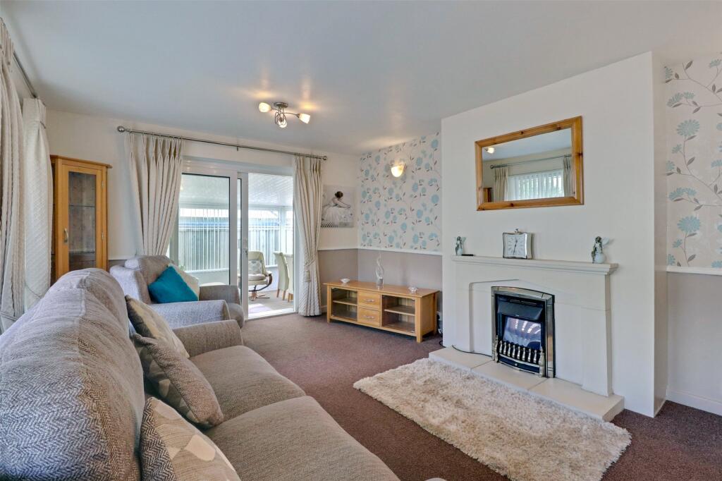21, Bay View Road, Northam, Bideford, Devon, EX39 photo 2