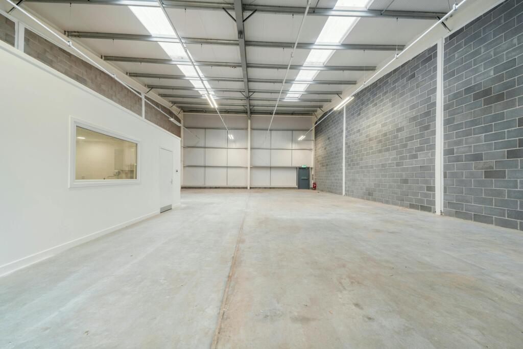 8690747-interior07-800.jpg