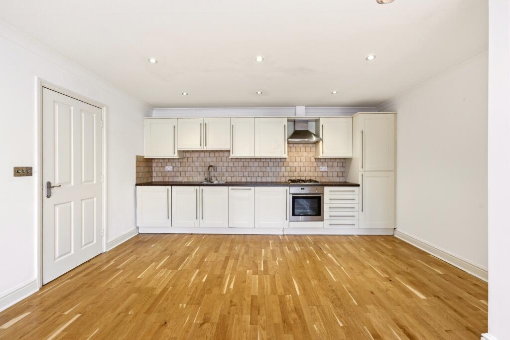 Additional image 5 of West Hall, Napsbury Park, St Albans, Herts, AL2