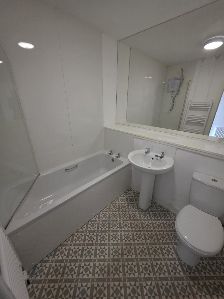 Apartment in Dundee - View 4