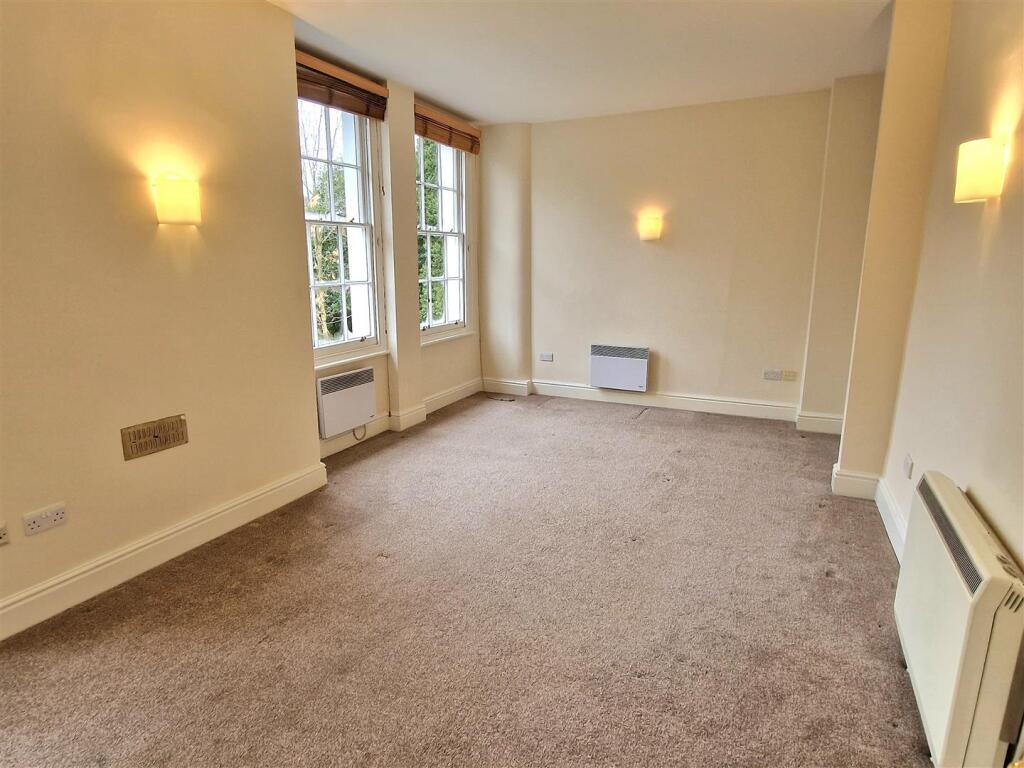 Main image of property: 82 Hagley Road, Edgbaston, Birmingham