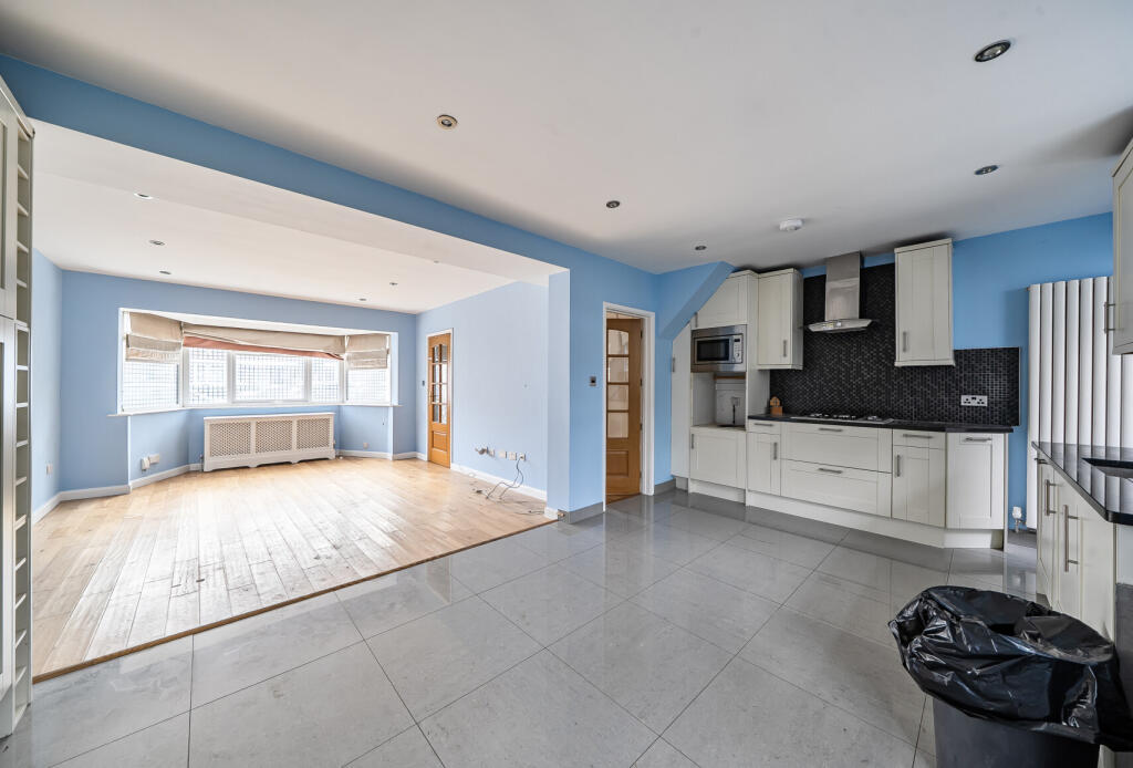 House in London - View 4