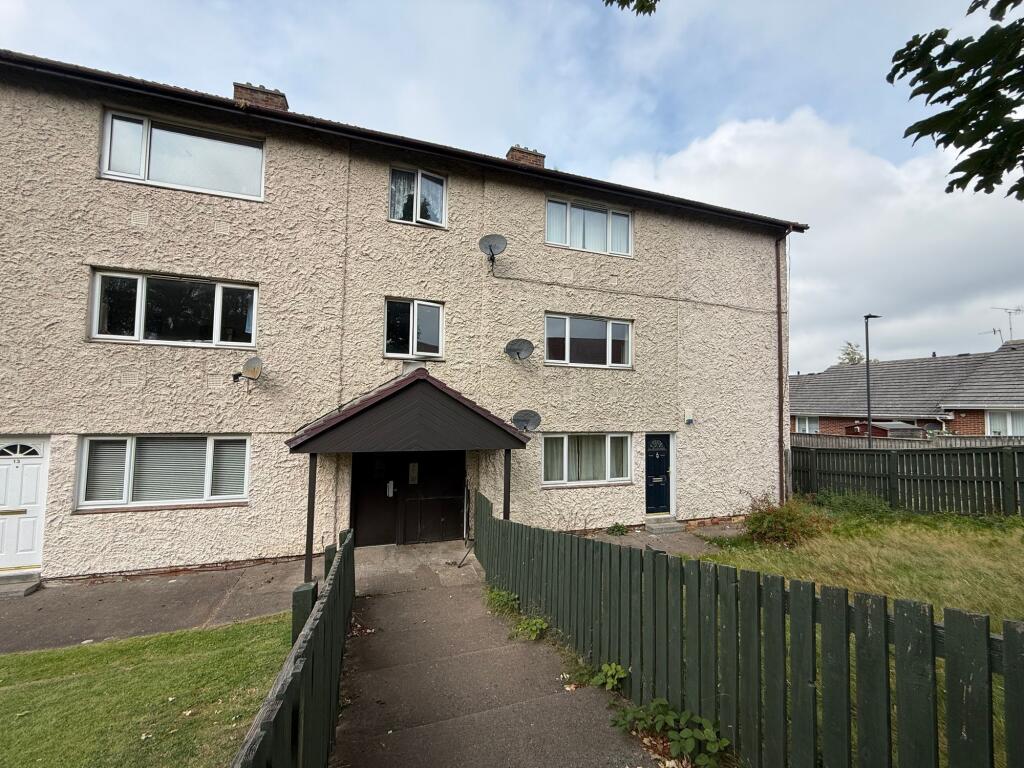 Monks Park Way, Newcastle Upon Tyne, NE12 photo 2