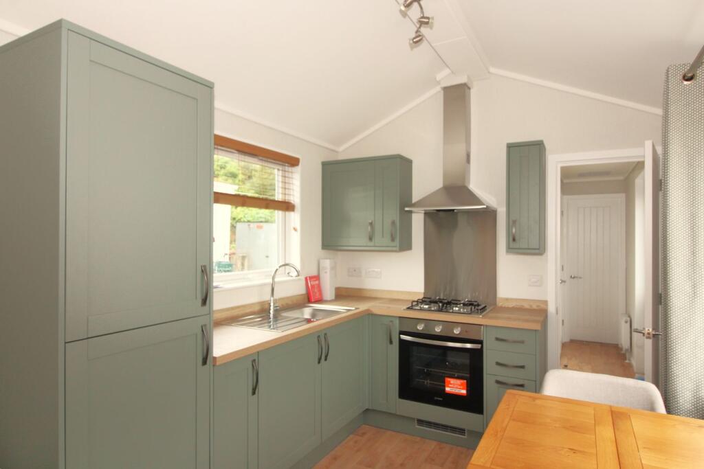 House in Stevenage - View 2