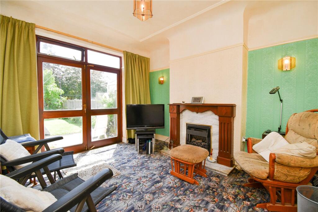 3-bed semi-detached on Daneswell Drive, Moreton, Wirral, £190,000