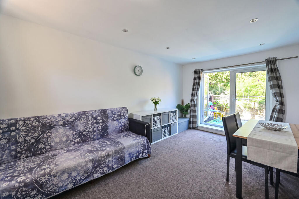 Main image of property: Wine Close, Wapping, London, E1W