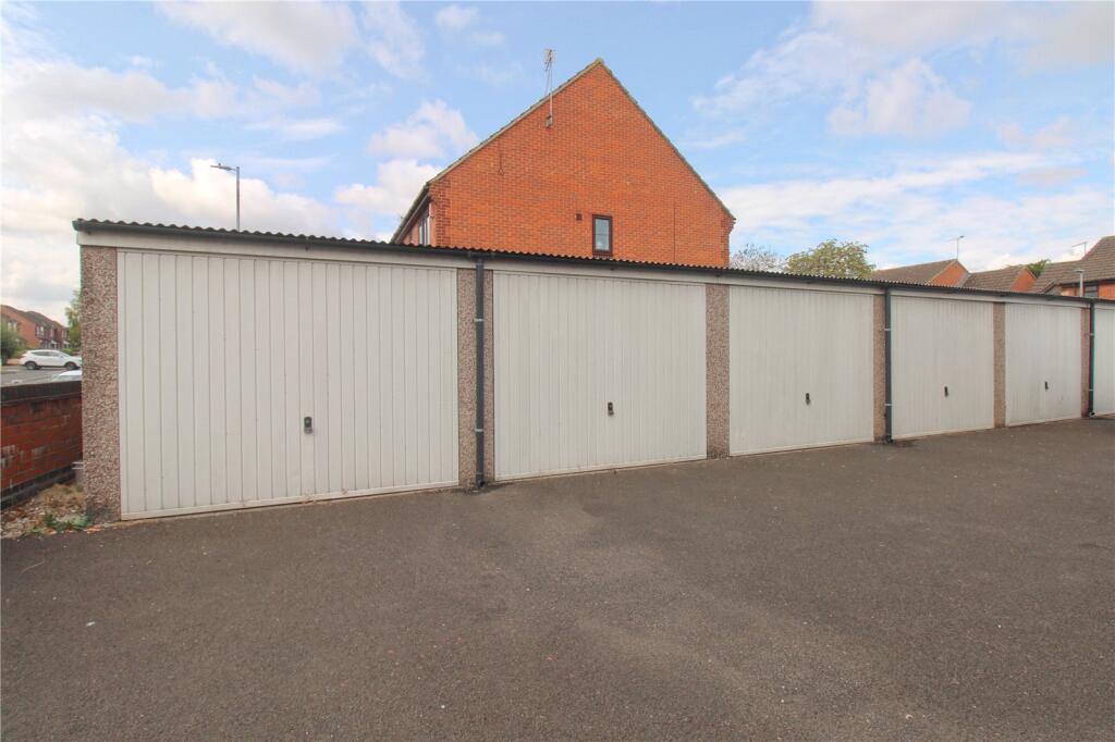 Frome Road, Trowbridge - View 3