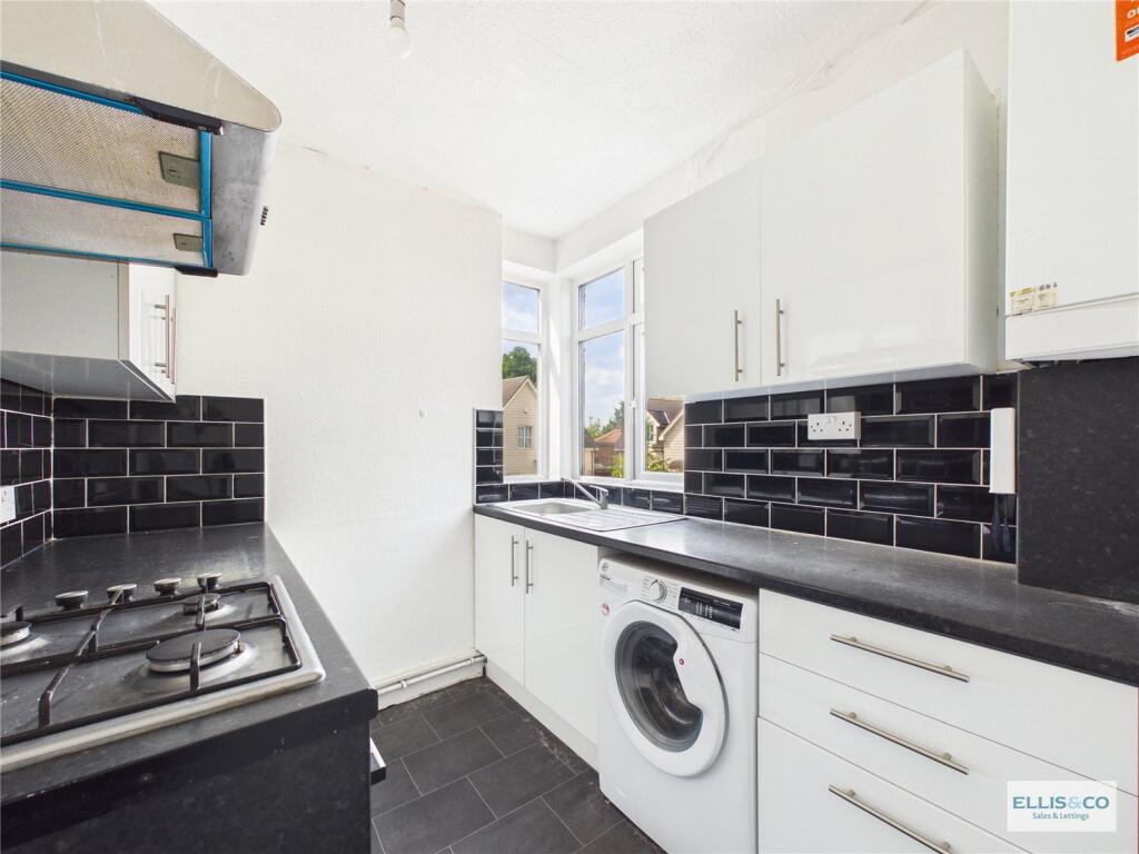 Apartment in London - More