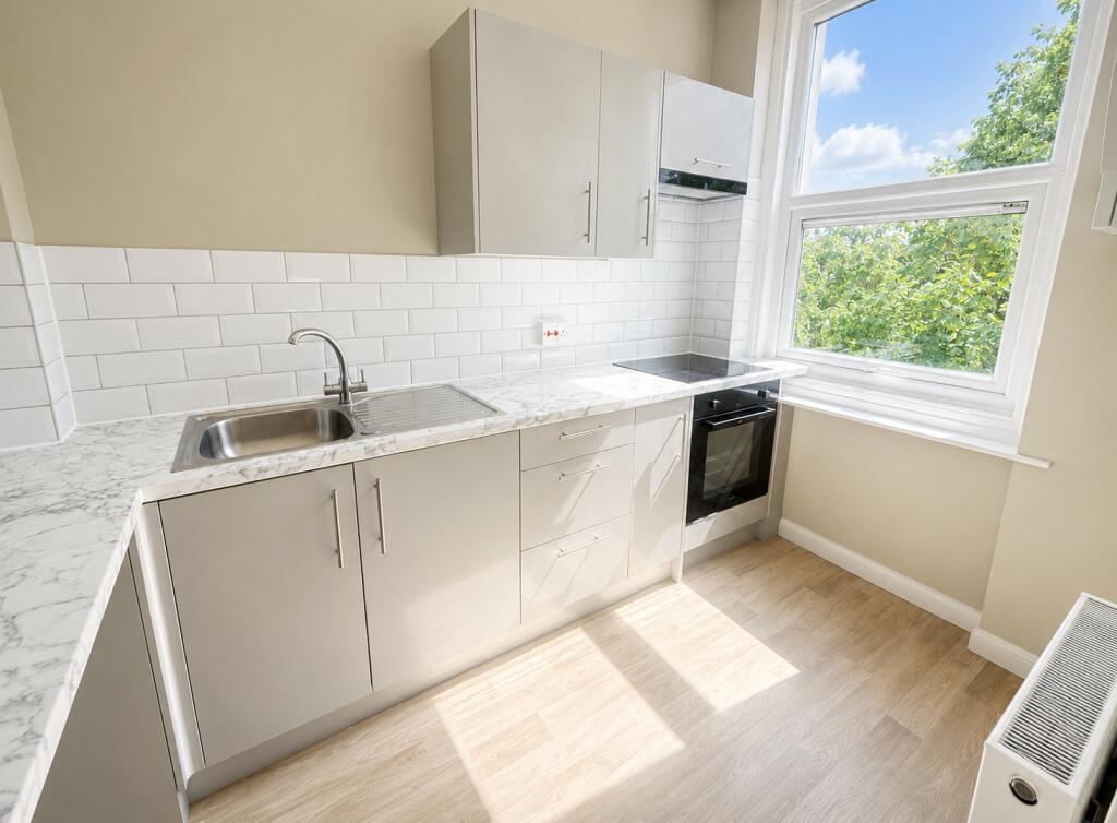Main image of property: West Parade, Grimsby, Lincolnshire, DN31