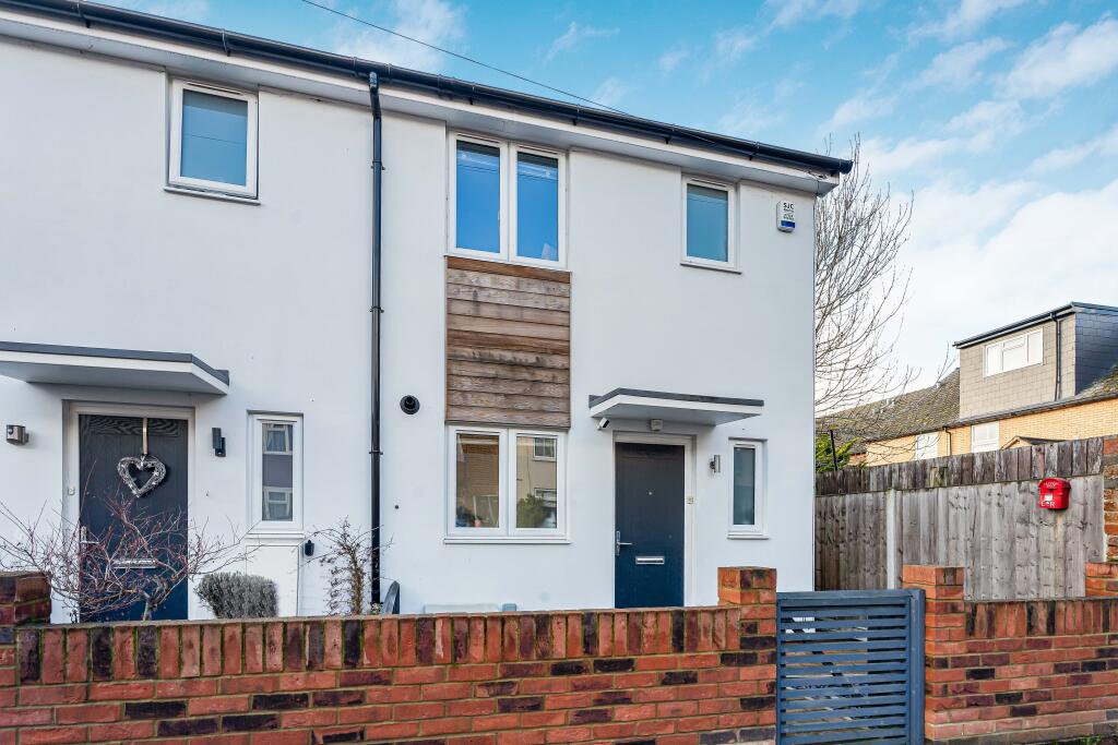 Main image of property: Dacre Road, Hitchin, SG5