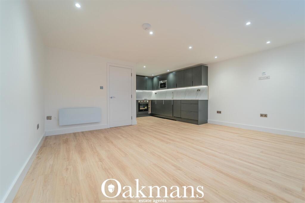 Main image of property: Stratford Road, Shirley, Solihull, West Midlands, B90