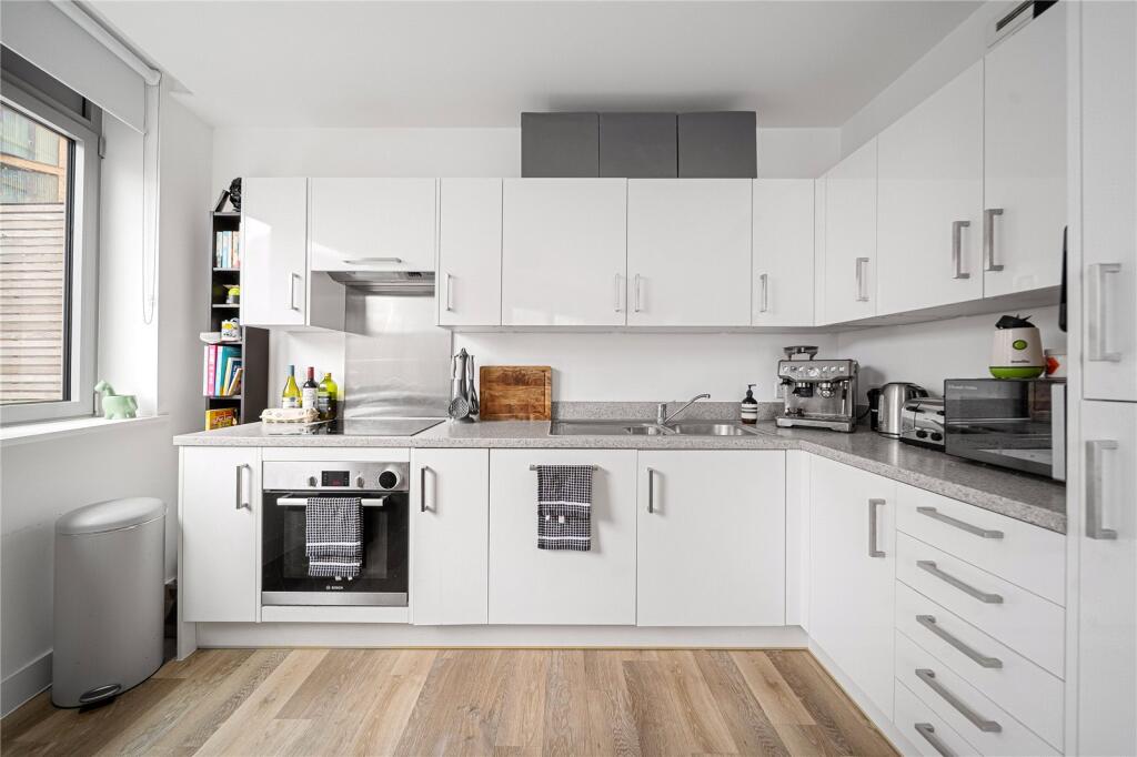 Apartment in London - View 4