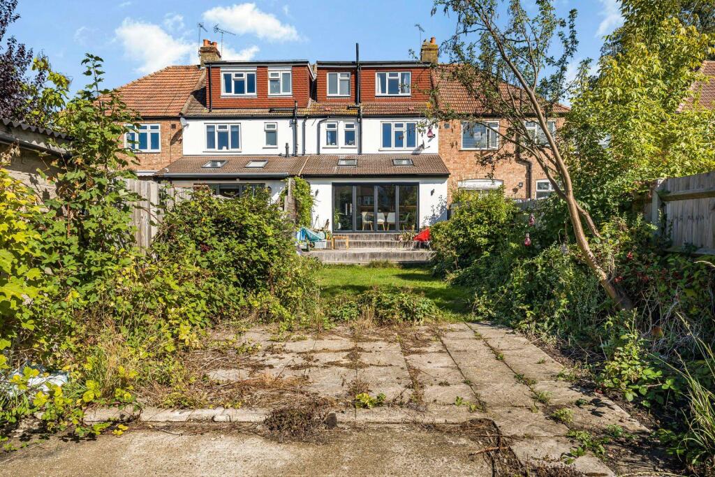 Arthur Road, Motspur Park photo 3