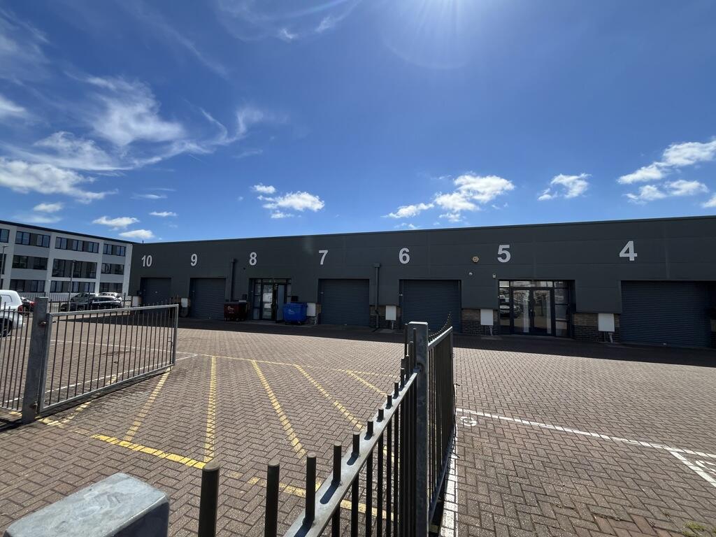 Photo 18