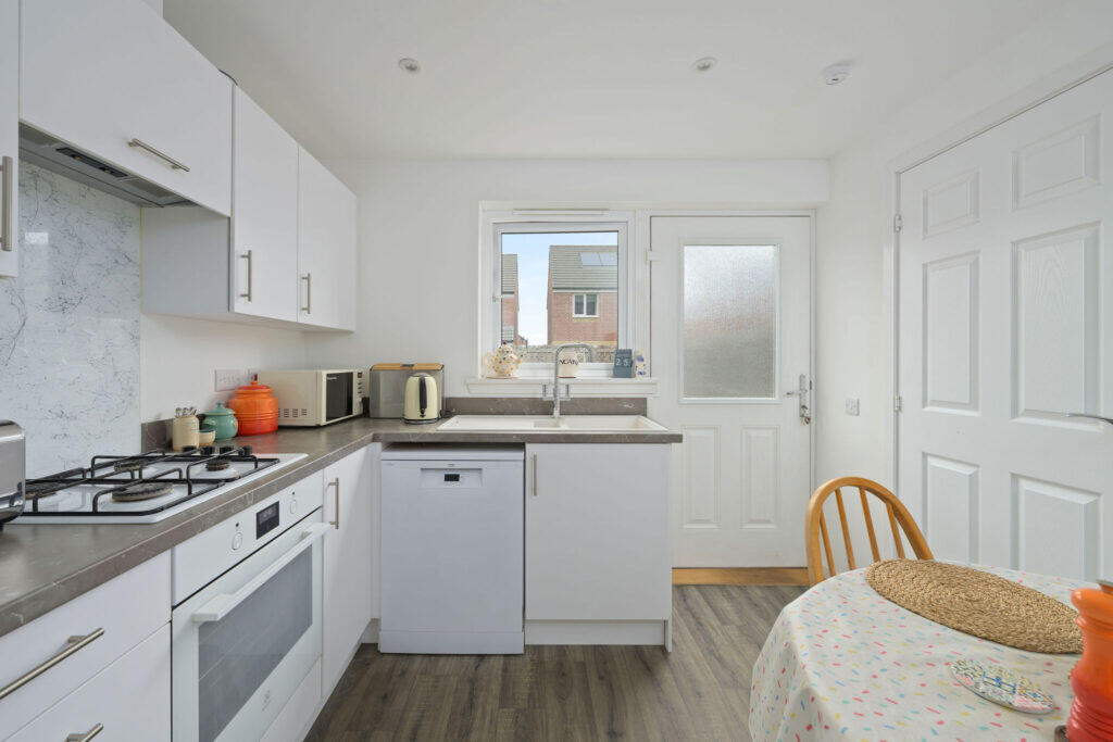 House in Falkirk, Middlefield - More