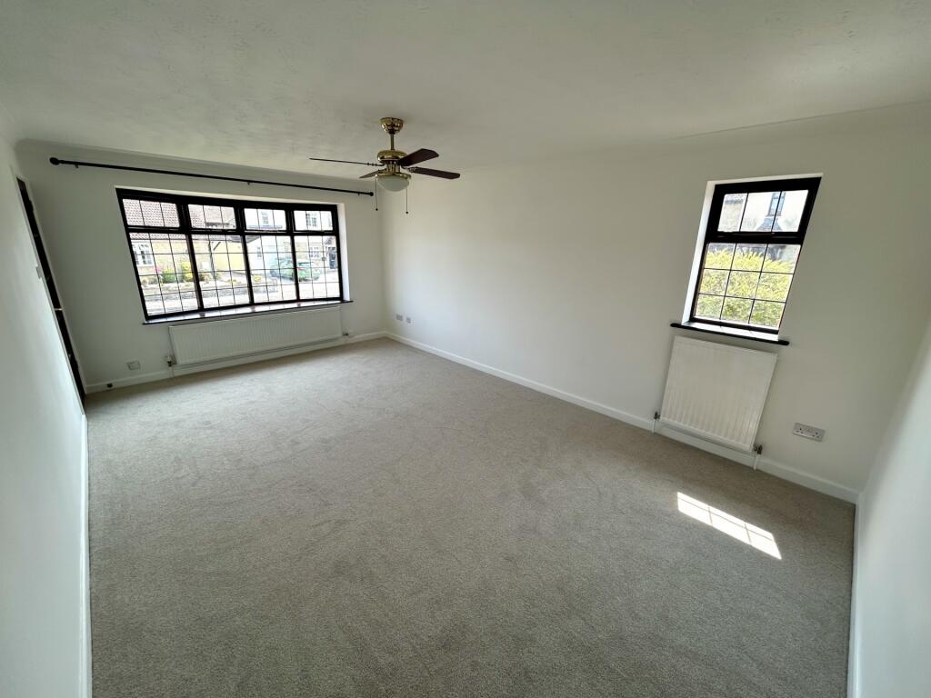 Additional image 3 of Sutton Grange, Yeovil, BA21