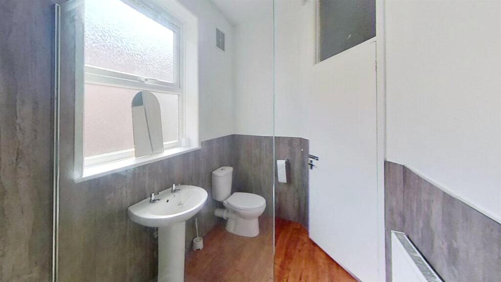 House in Portsmouth - View 4