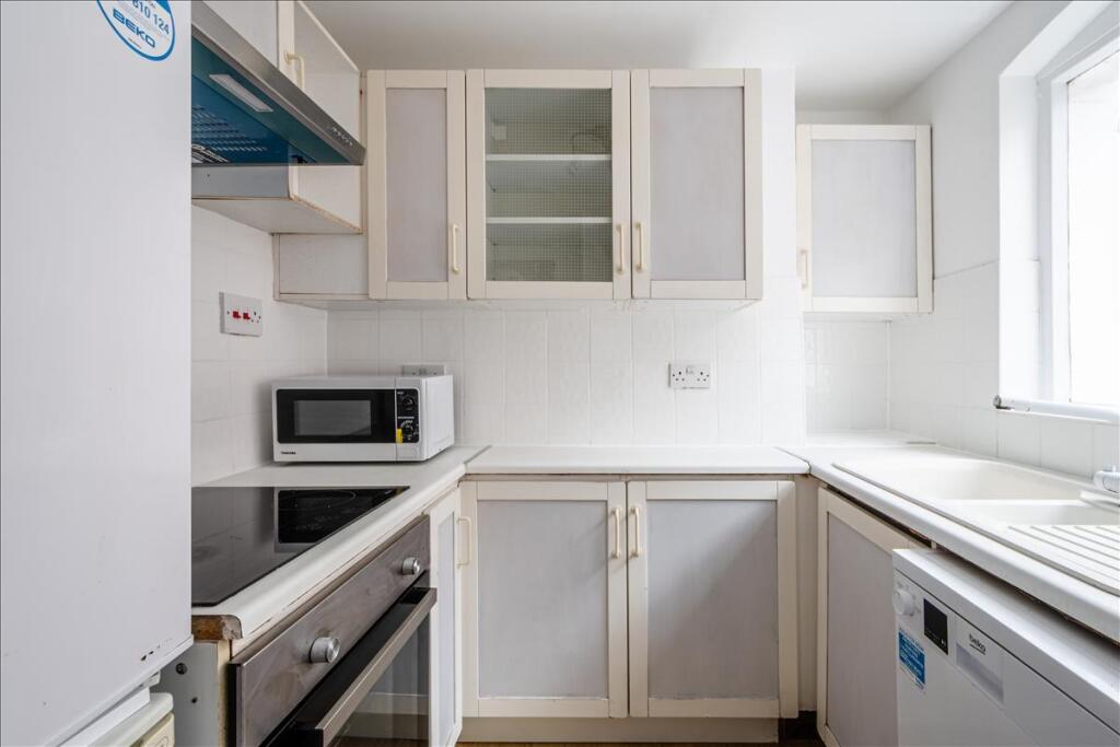 Apartment in London - View 5
