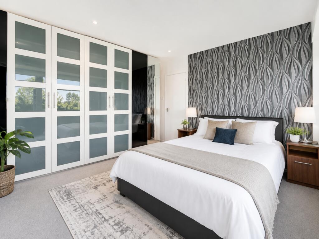 Apartment in London, City of Westminster - More