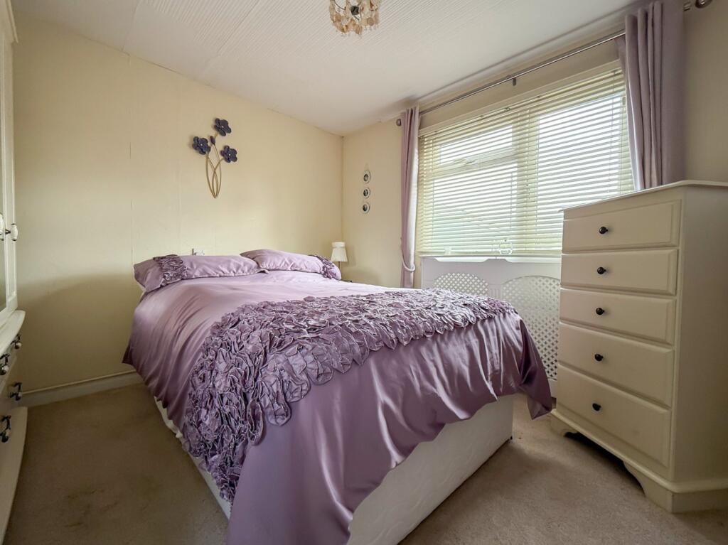 House in Potters Hill, Pottershill - More