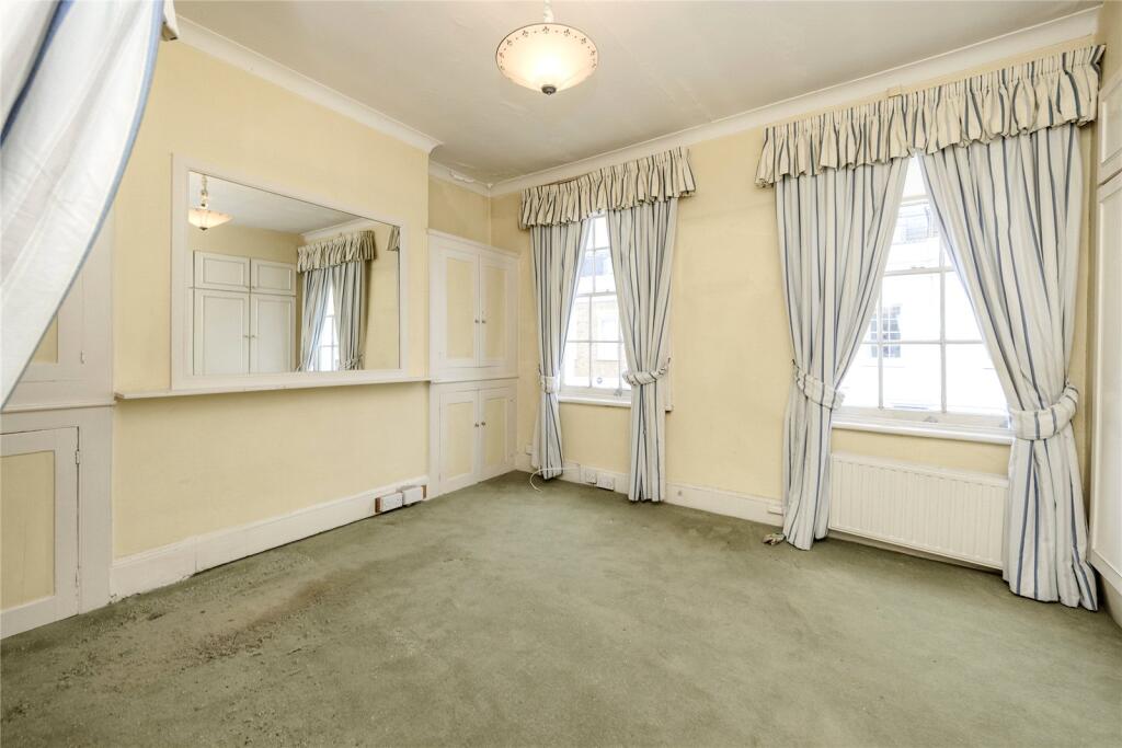 House in London - More
