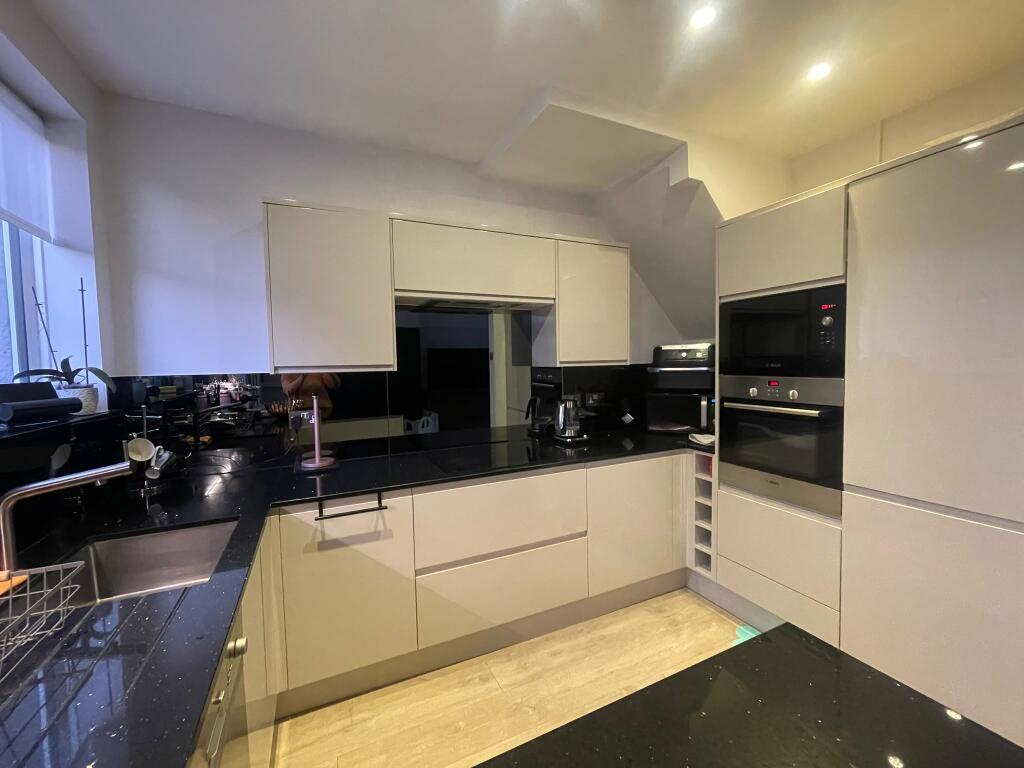 Main image of property: Buckhurst Way, Buckhurst Hill, Redbridge