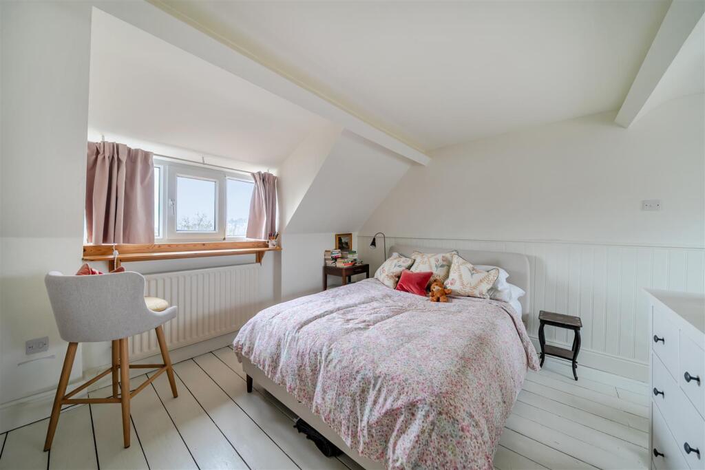 Colway Lane, Lyme Regis photo 4