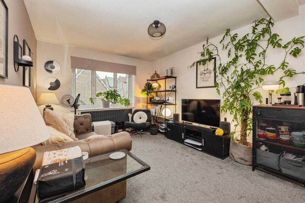 Main image of property: Royal Mews, Dorchester