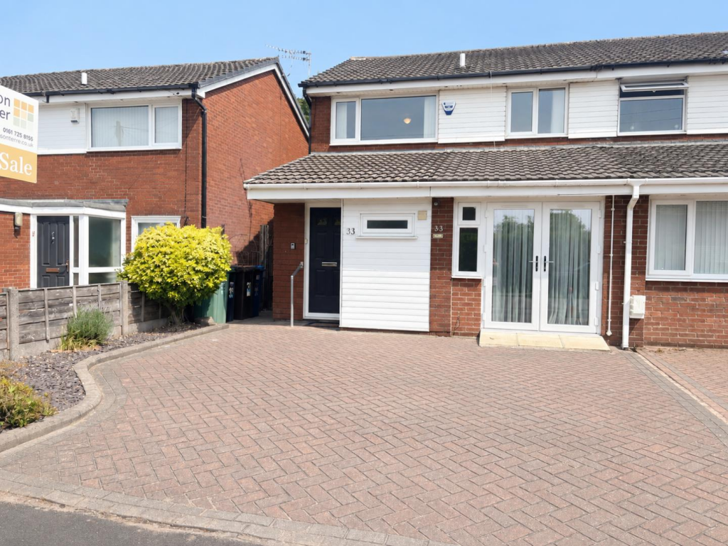 Main image of property: Great Hall Close, Radcliffe, Manchester