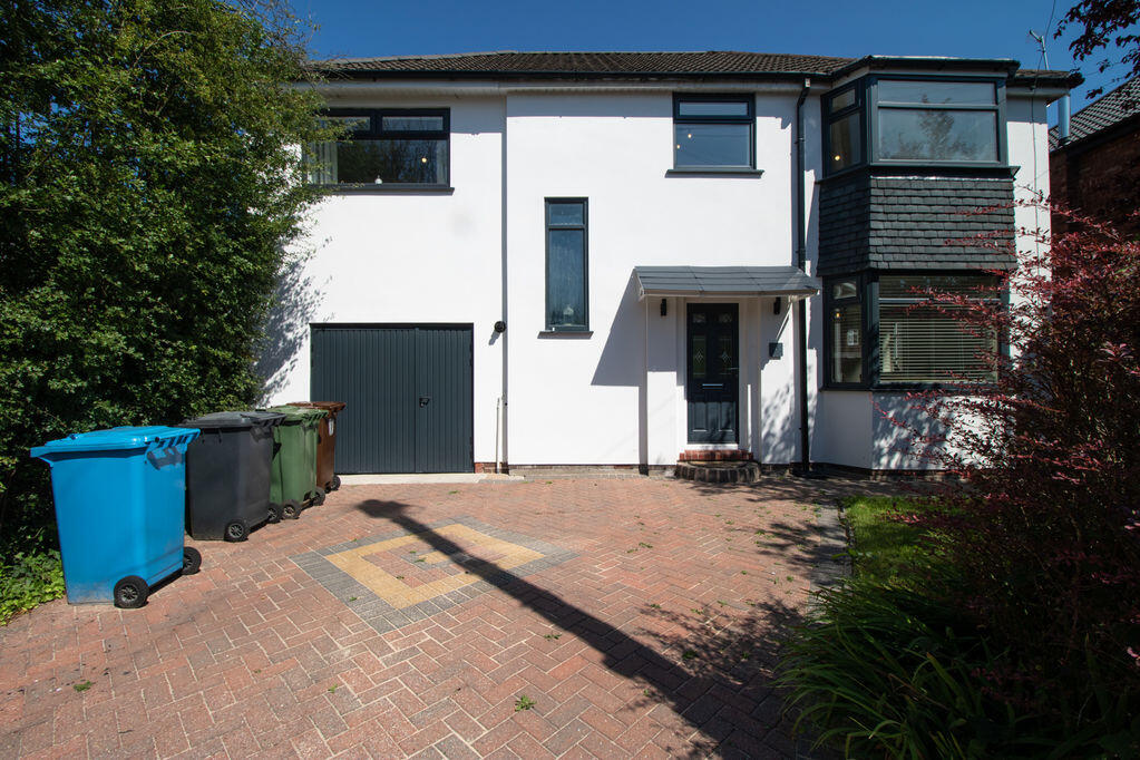 Main image of property: Dellcot Lane, Worsley, Manchester, M28 2PT