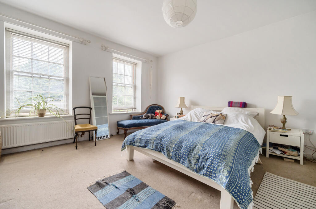 House in Winchester, West Meon - More